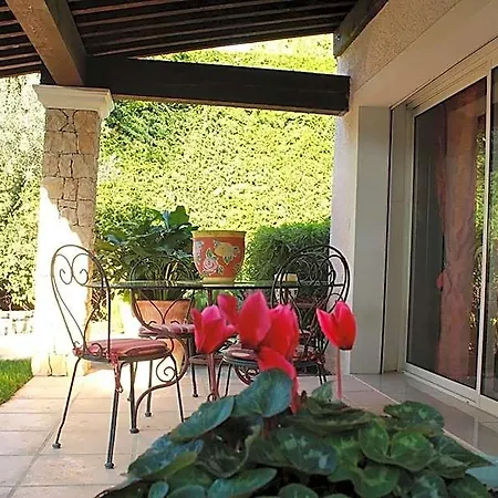 La Topi Bed & Breakfast 3*